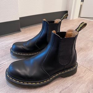 Doc Martens Chelsea Boots